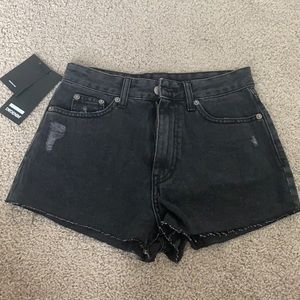Black Denim Revolve/ Dr denim shorts